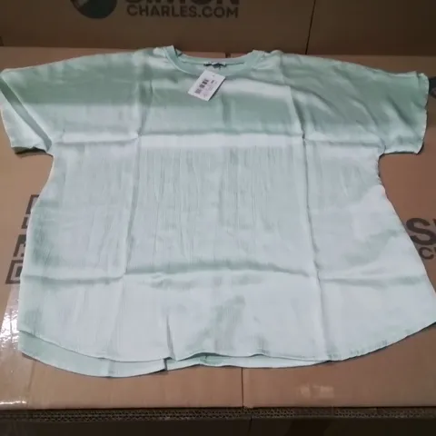 BOXED BRAND NEW APPROXIMATELY 4 SIMPLY BE SATIN BOXY BLOUSE MINT GREEN SIZE 12