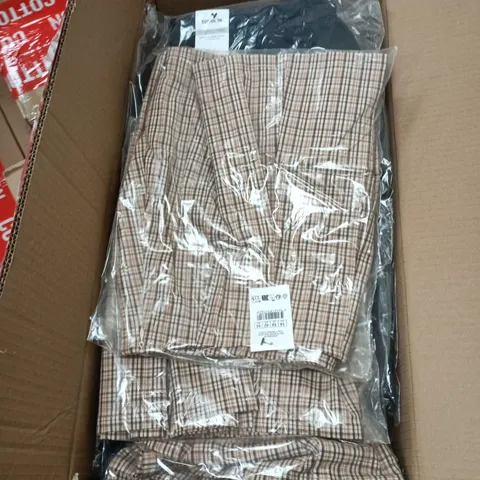 BOX OF APPROXIMATELY 15 ASSORTED CLOTHING ITEMS TO INCLUDE: PLEATED MINI SKIRT