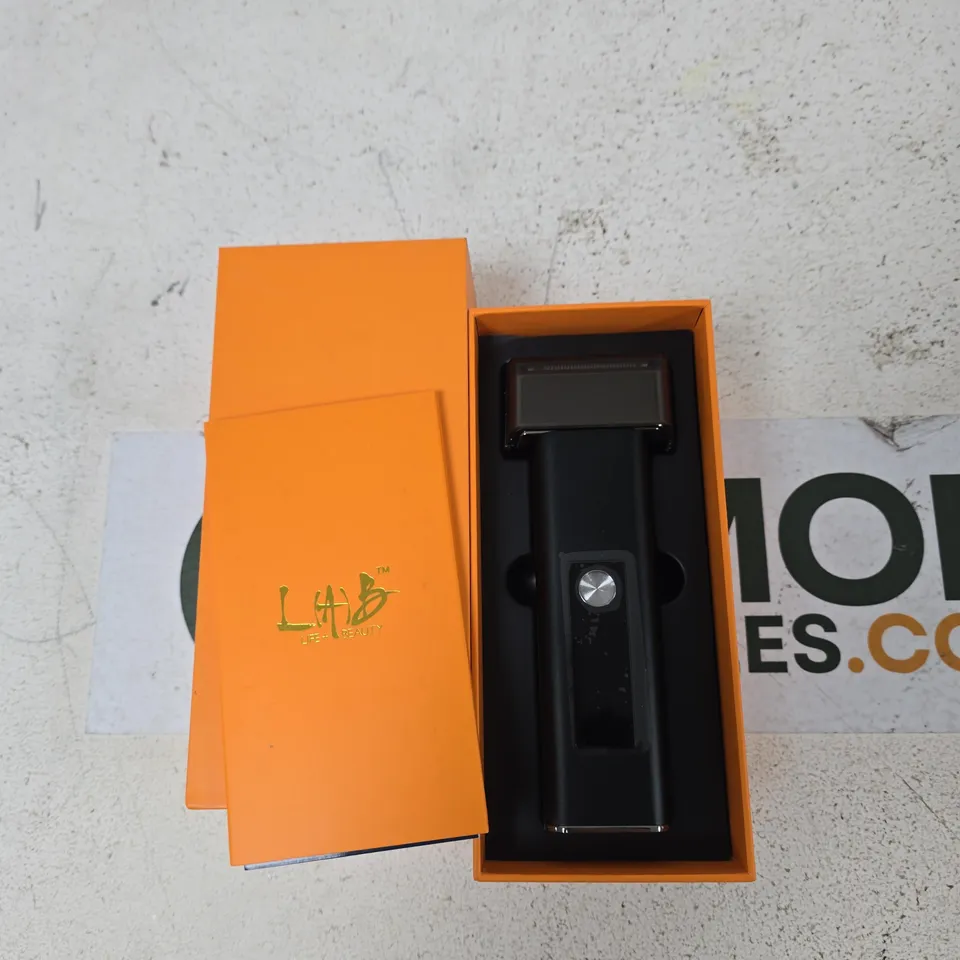 LAB LIFE & BEAUTY PRO-SHAVE+ ELECTRIC SHAVER – BOXED