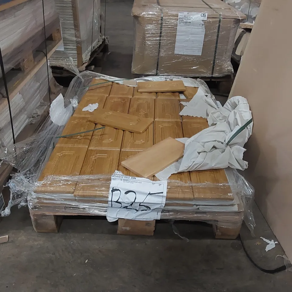 PALLET OF LARGE QUANTITY OF KITCHENS/BEDROOM REPLACEMENT CABINET DOOR/DRAWER/END PANELS IN ASSORTED SIZES
