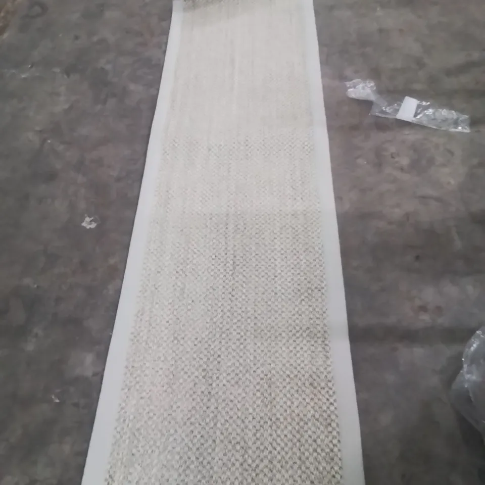 QUALITY DESIGNER AREA RUG - APPROXIMATELY 240X60CM