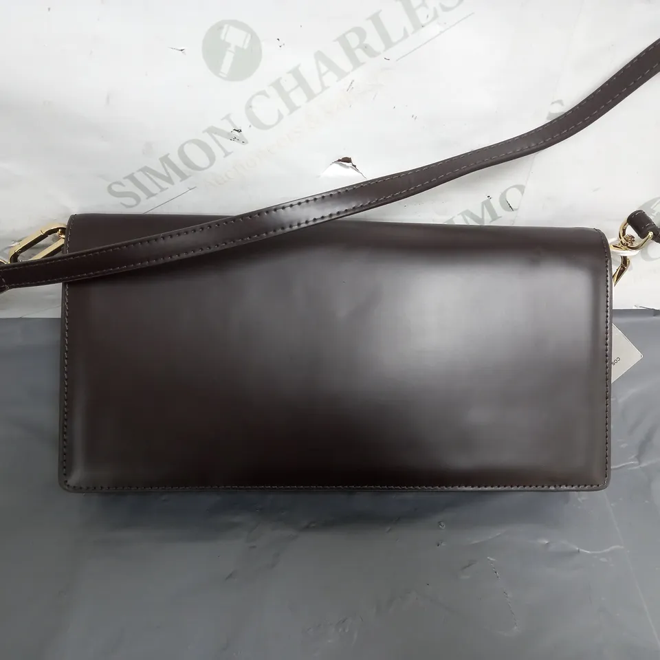 COS LEATHER CLUTCH BAG