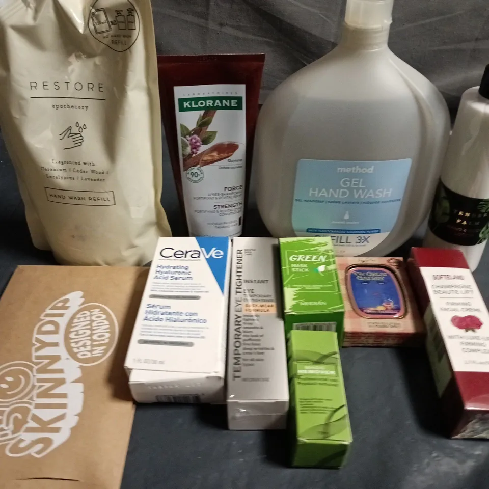APPROXIMATELY 15 ASSORTED HEALTH & BEAUTY PRODUCTS TO INCLUDE CERAVE, HAND WASH AND EYE TIGHTNER 