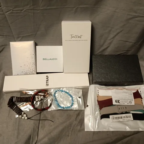 APPROXIMATELY 20 ASSORTED JEWELLERY ITEMS TO INCLUDE SMART WATCH STRAPS, BELLAUCCI NECKLACE/CHOKER, BRACELETS, ETC