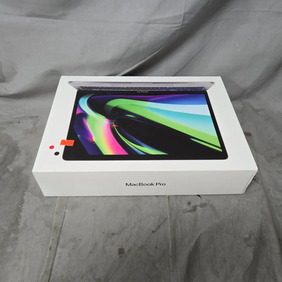 APPLE MACBOOK AIR 13-INCH SPACE GRAY