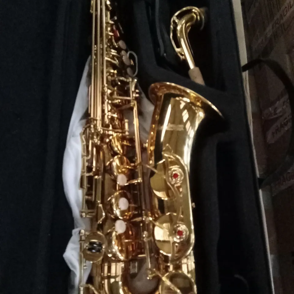 BOXED MONTREUX STUDENT ALTO SAXOPHONE