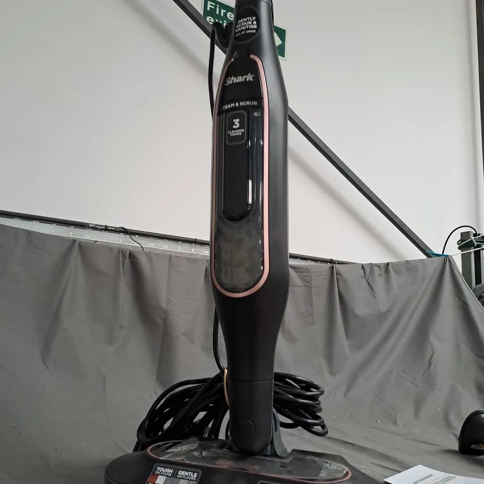 SHARK STEAM SCRUBBER WITH STEAM BLAST S7201 - COLLECTION ONLY