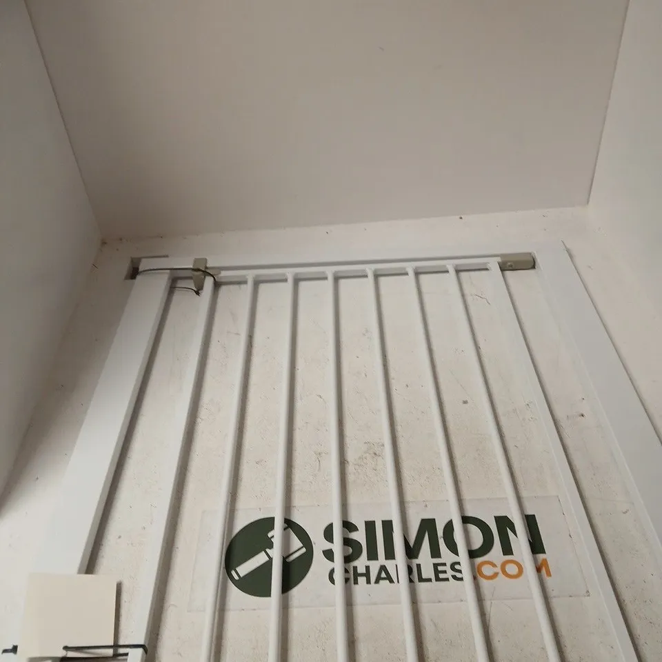 SAFETY 1ST U-PRESSURE FIT SAFETECH METAL BABY GATE – EXTENSION COMPATIBLE