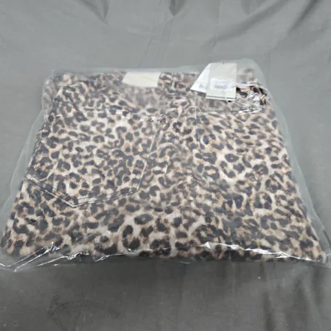 SEALED MINT VELVET LEOPARD PRINT SLIM JEANS SIZE 18R