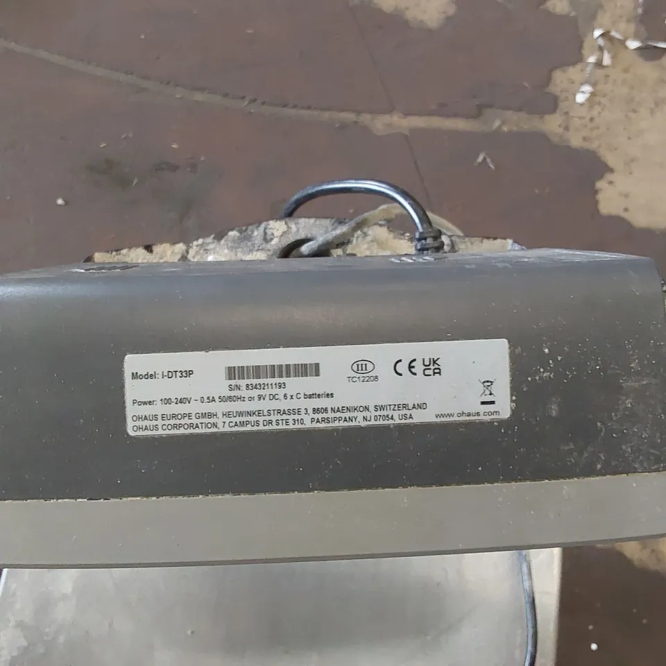 OHAUS DEFENDER 3000 BENCH SCALE WITH I-DT33P DISPLAY