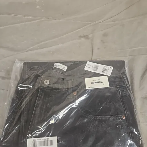 ABERCROMBIE AND FITCH BARREL HIGH RISE JEANS, WAIST 33, REGULAR LENGTH, DARK DENIM