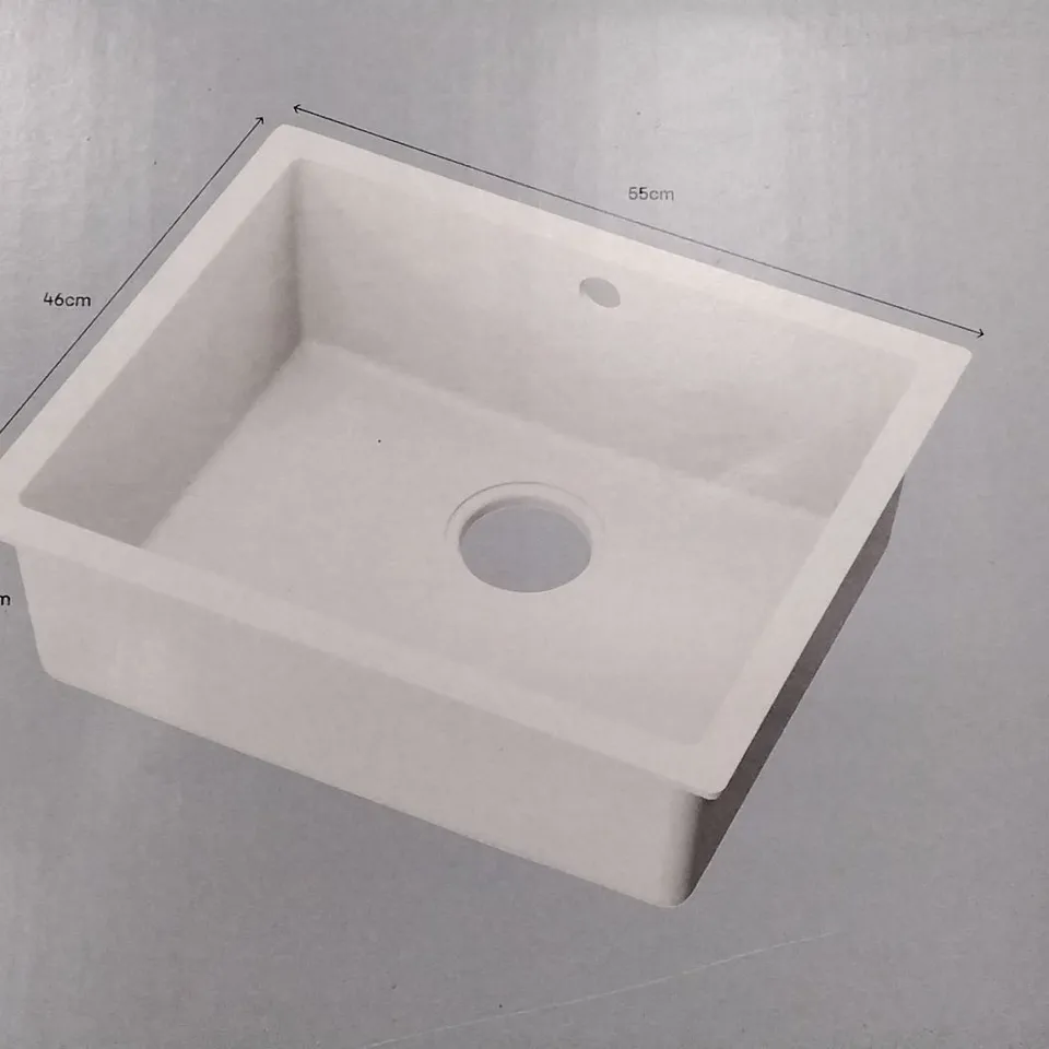 BOXED SORREL MEDIUM COMPOSITE QUARTZ KITCHEN SINK