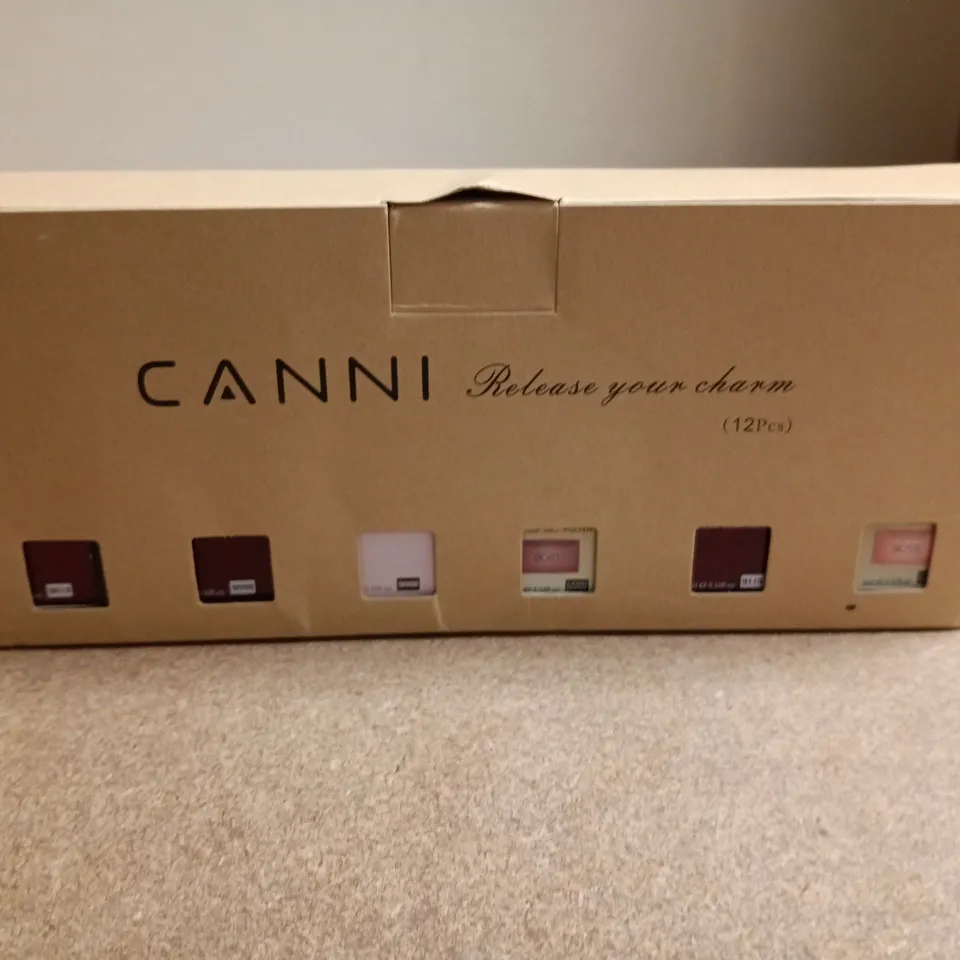 CANNI RELEASE YOUR CHARM 12-PIECE NAIL VARNISH SET