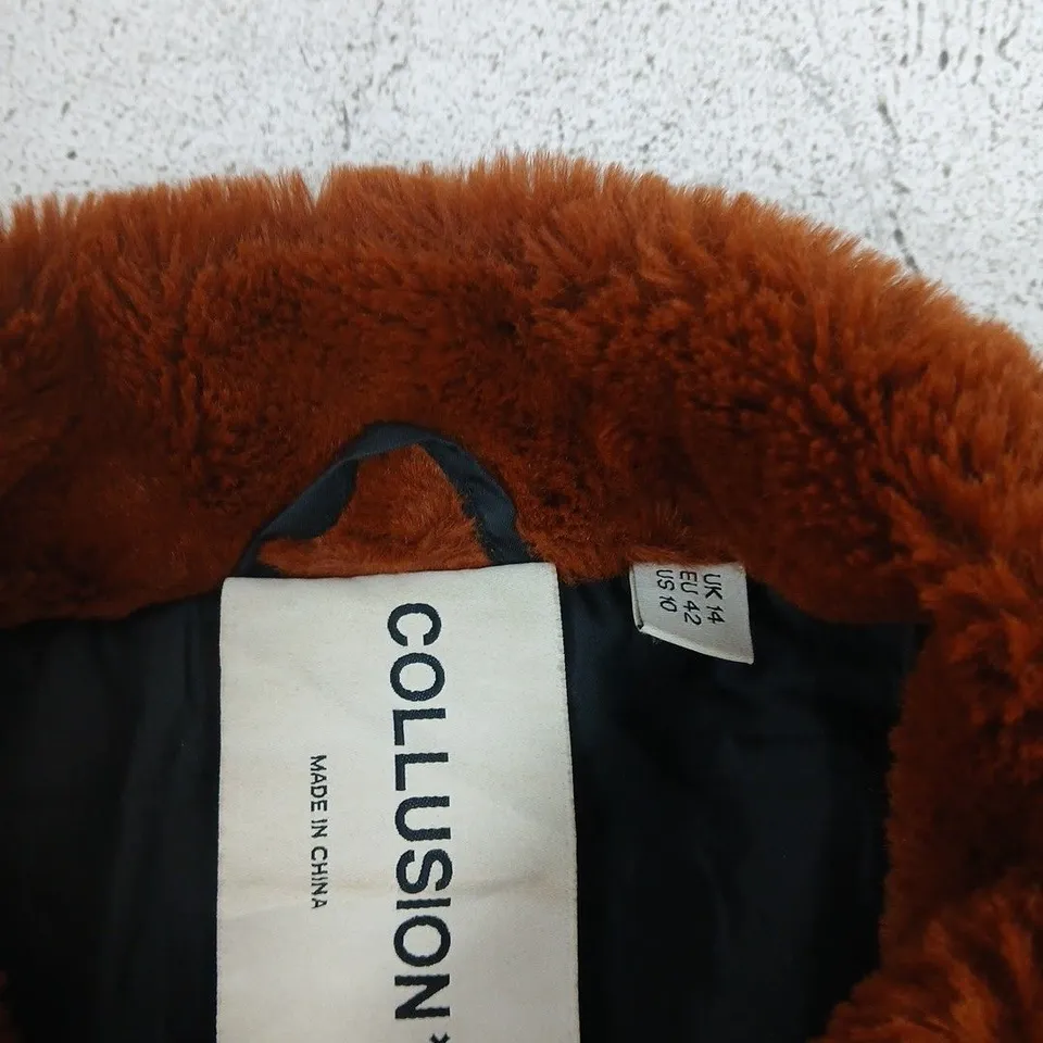 COLLUSION FAUX FUR COAT – BURNT ORANGE, UK 14 (EU 42, US 10)