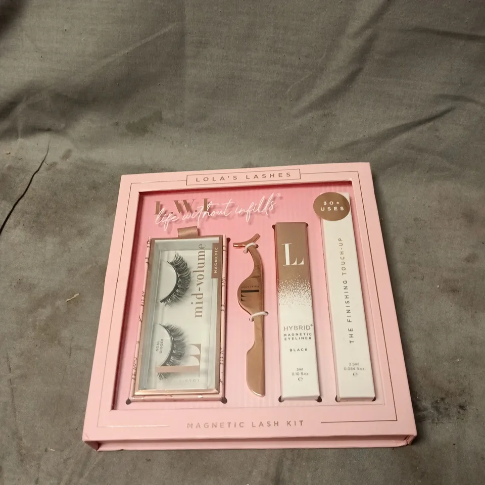 LOLA'S LASHES MAGNETIC LASH KIT
