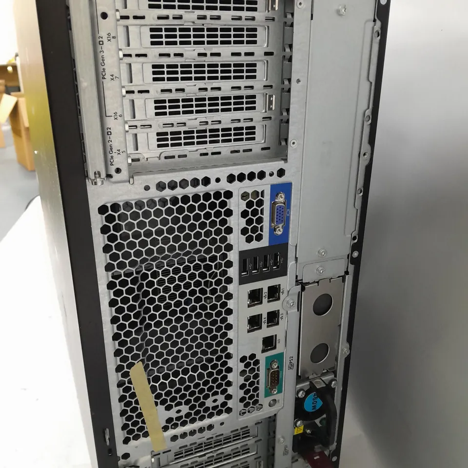 HP ILOCZ2421OST7 COMPUTER / COLLECTION ONLY