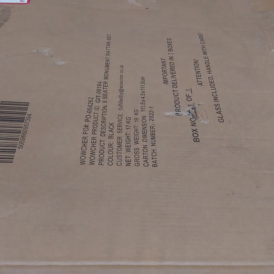 PALLET CONTAINING A LARGE QUANTITY OF ASSORTED GARDEN FURNITURE PARTS