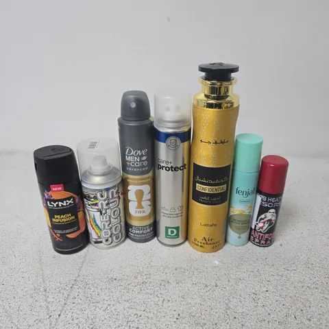 APPROXIMATELY 20 ASSORTED AEROSOLS TO INCLUDE ANTIFOG SPRAY, LYNX PEACH INFUSION, LATTAFA PRIVATE GOLD, ETC - COLLECTION ONLY