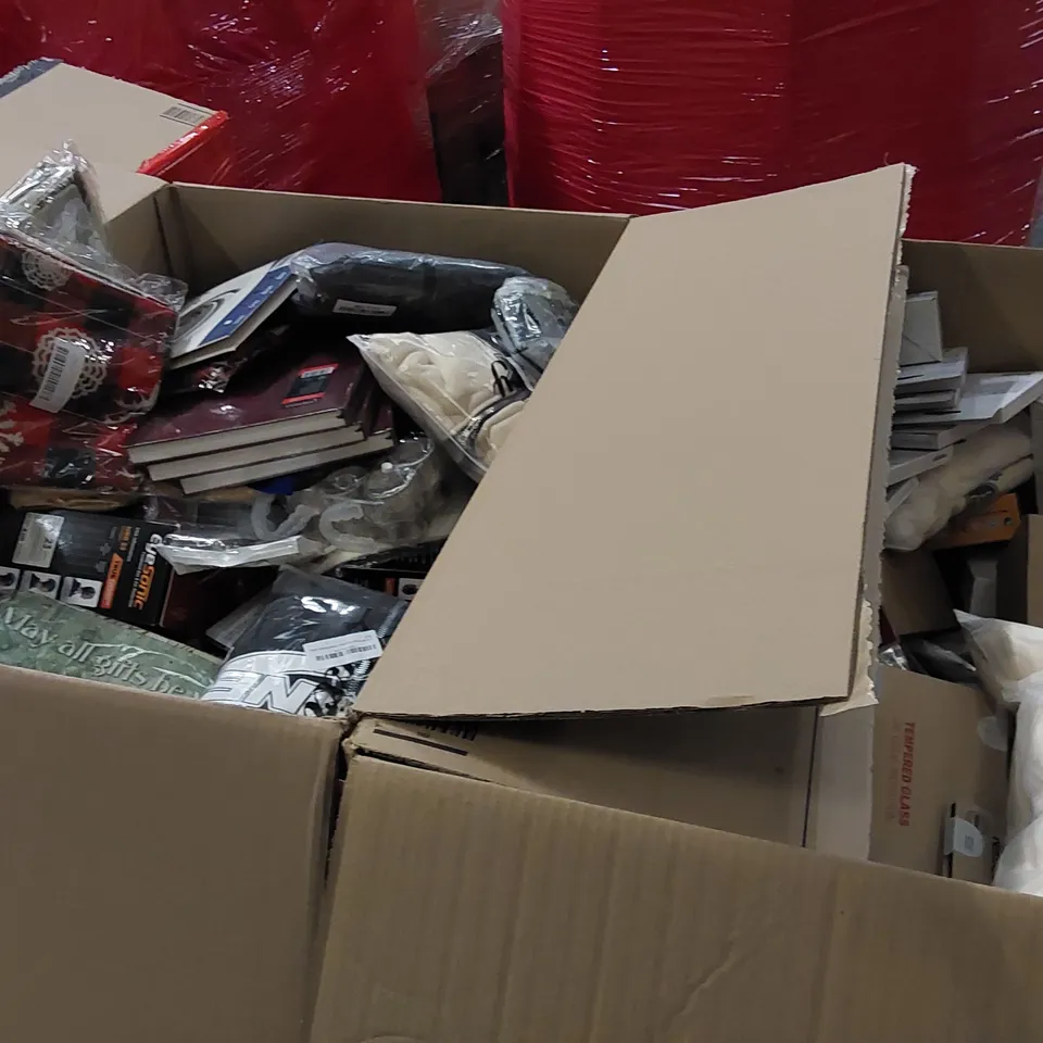PALLET OF ASSORTED ITEMS INCLUDING: CAR FAN, CLOTHING, PILLOW CASES, SLIPPERS, BAKING KIT, PHONE CASE, EAR PROTECTOR