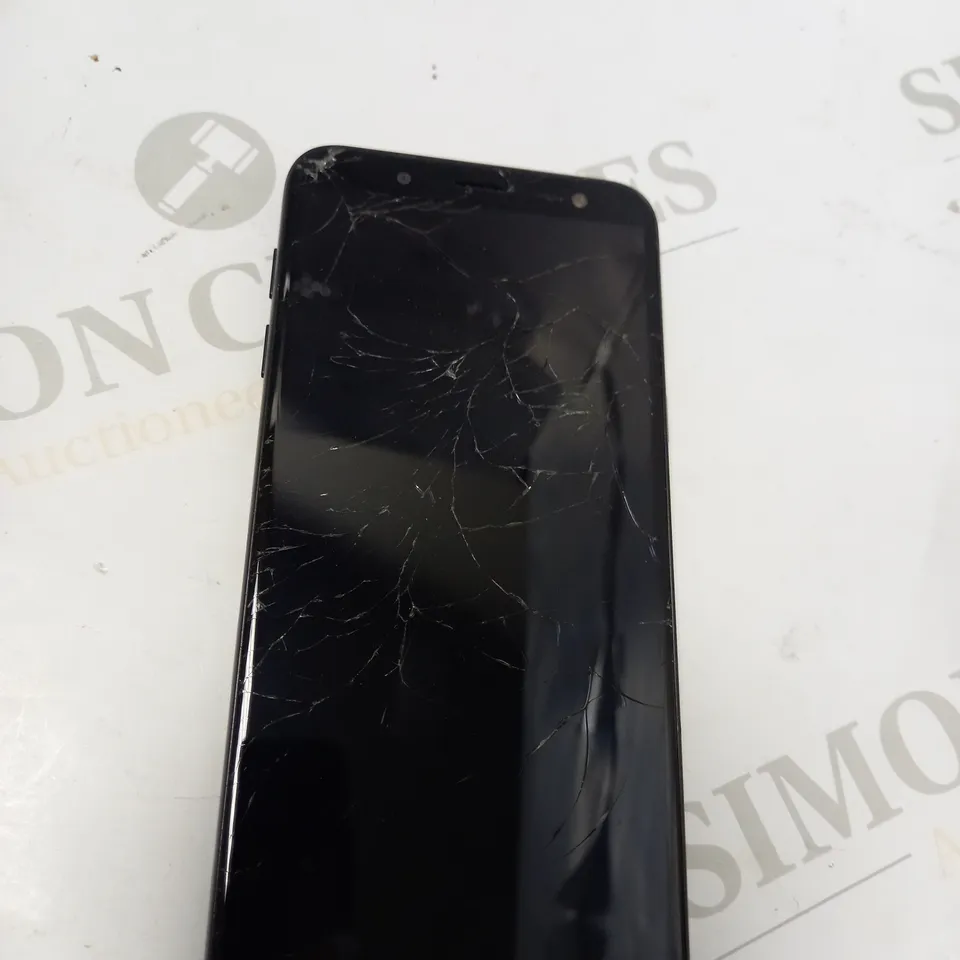 SAMSUNG GALAXY J6 SM-J600FN
