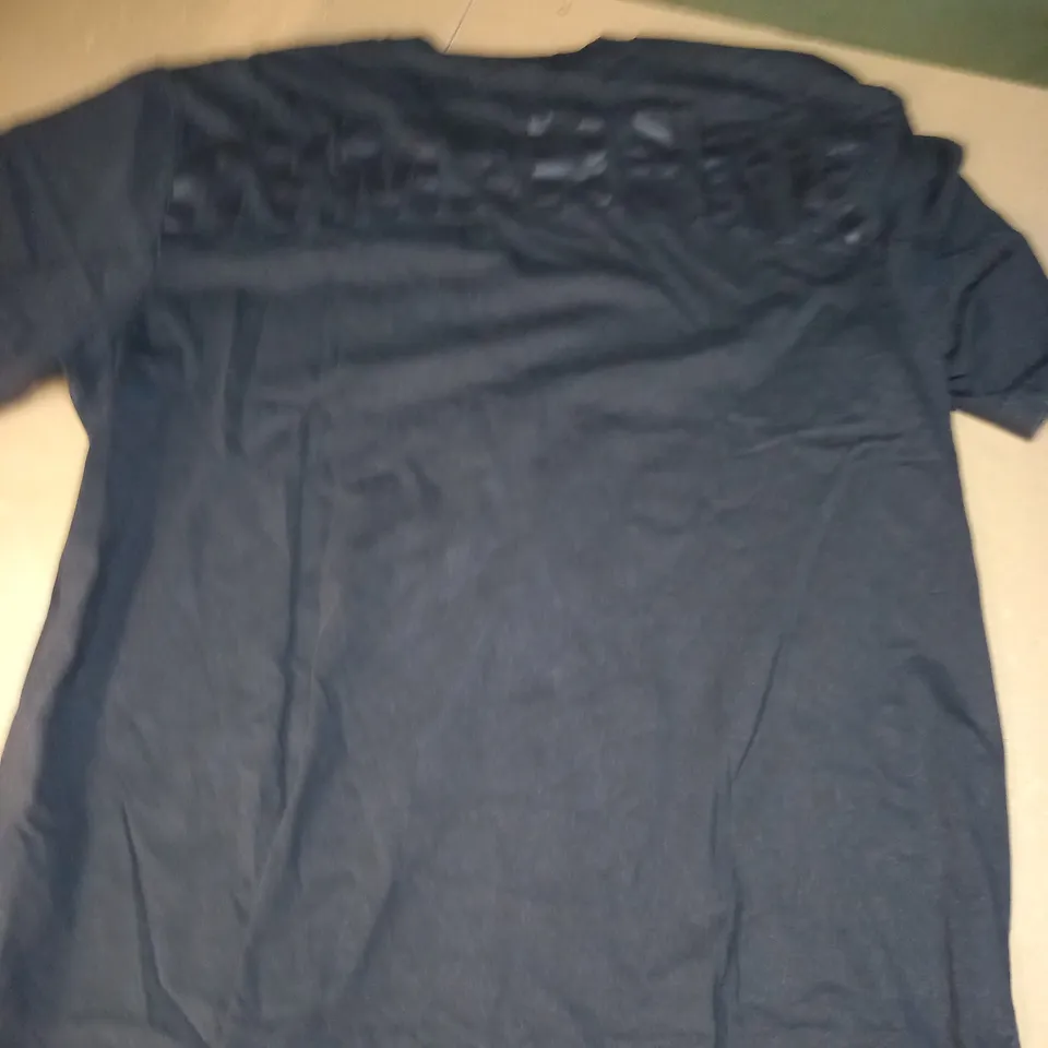 GYMSHARK CREWNECK T-SHIRT IN BLACK
