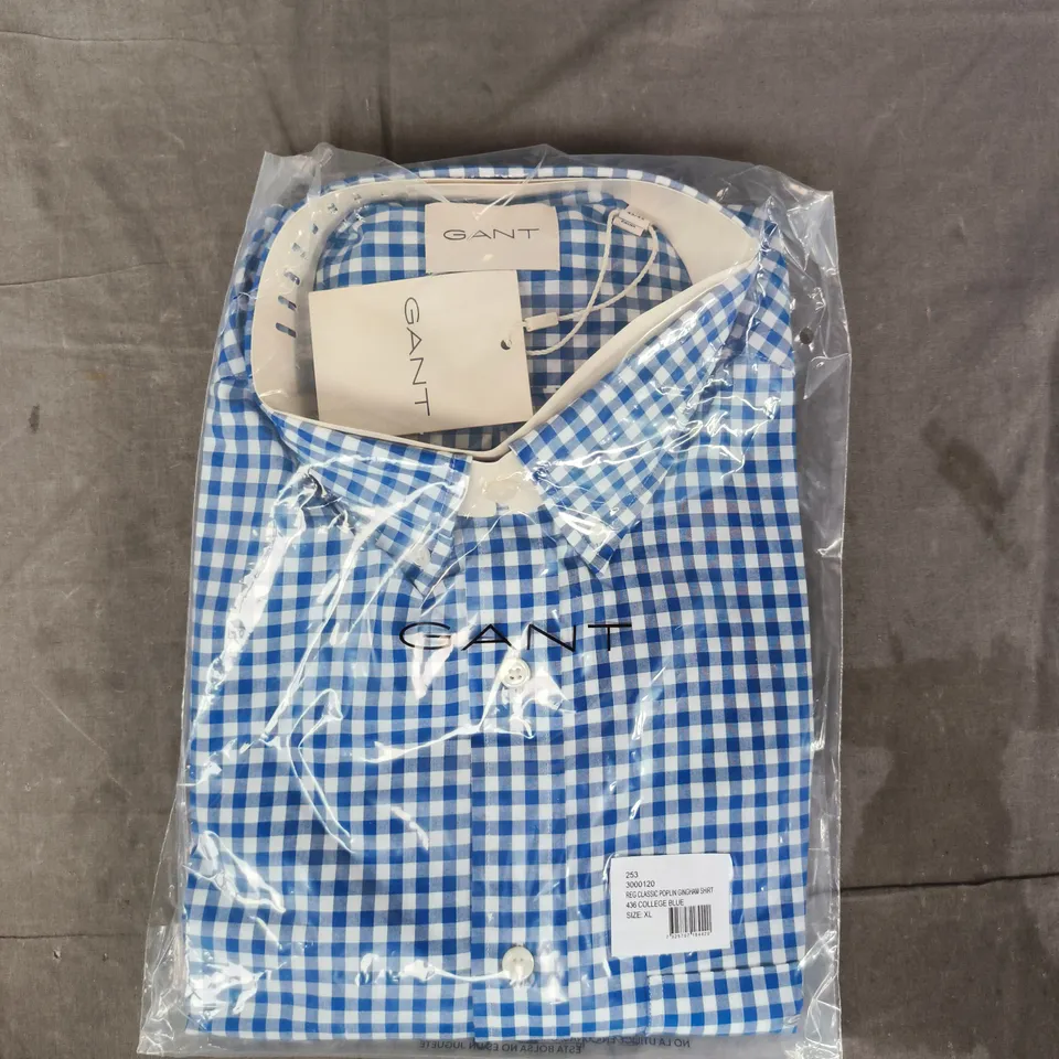 BAGGED GANT CLASSIC POPLIN GINGHAM SHIRT IN COLLEGE BLUE SIZE XL