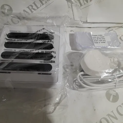 BELL & HOWELL MULTI-DEVICE USB POWER STATION