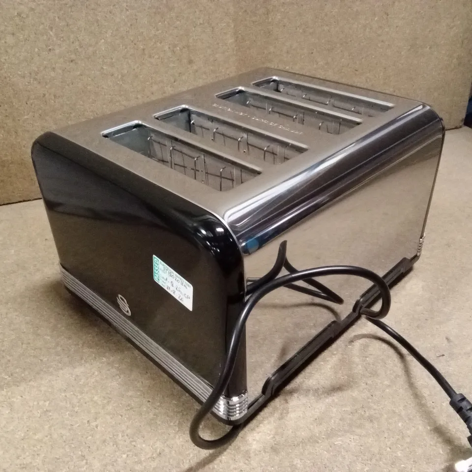 BOXED SWAN RETRO 4-SLICE TOASTER - BLACK