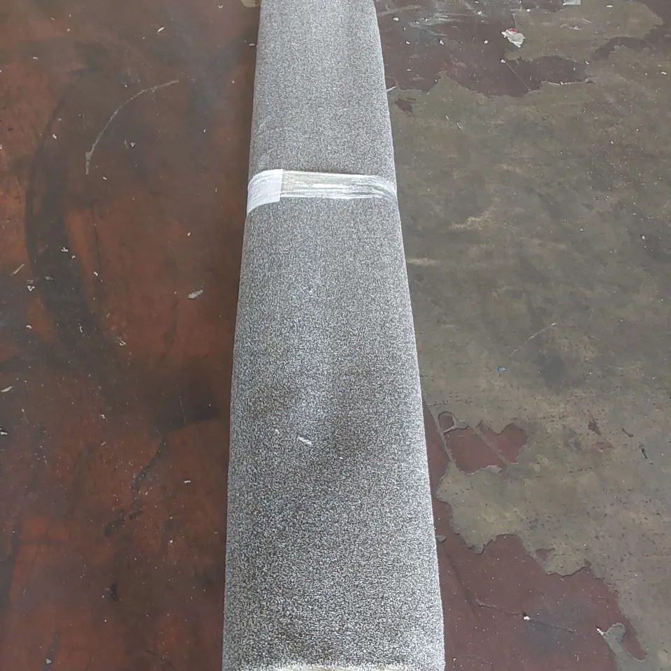 ROLL OF QUALITY CORNICHE NUTMEG CARPET - APPROXIMATELY 2.55 x 4m
