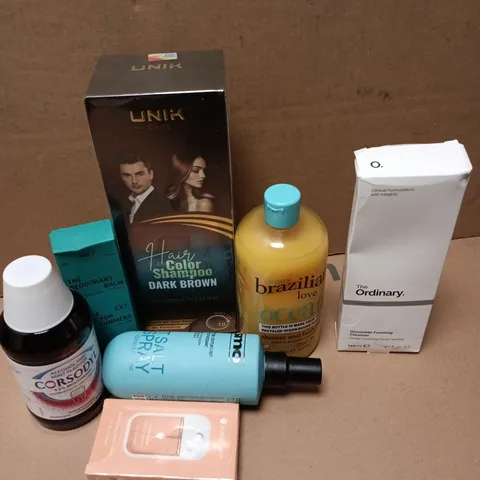 APPROXIMATELY 15 ASSORTED HEALTH & BEAUTY PRODUCTS TO INCLUDE THE ORDINARY FOAMING CLEANSER, SUNNY BRAZILIAN LOVE OCEAN, UNIK CARE SHAMPOO, ETC - COLLECTION ONLY