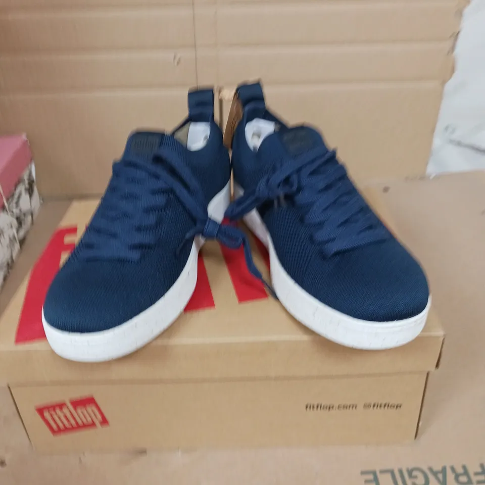 FITFLOP KNIT TRAINERS MIDNIGHT NAVY SIZE 5