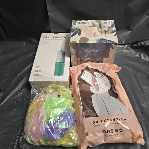 APPROXIMATELY 20 ASSORTED COSMETICS ITEMS TO INCLUDE WIGS , ORAL IRRIGATOR , FACE TOWELS , ETC 