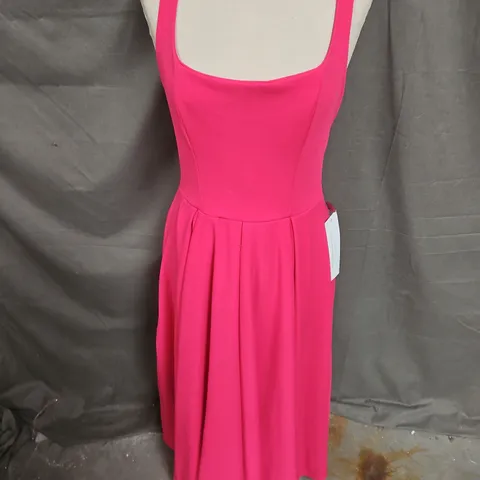 CLUB LONDON PARINA STRAPPY VOLUME-HEM MAXI DRESS IN FUSCHIA SIZE 12