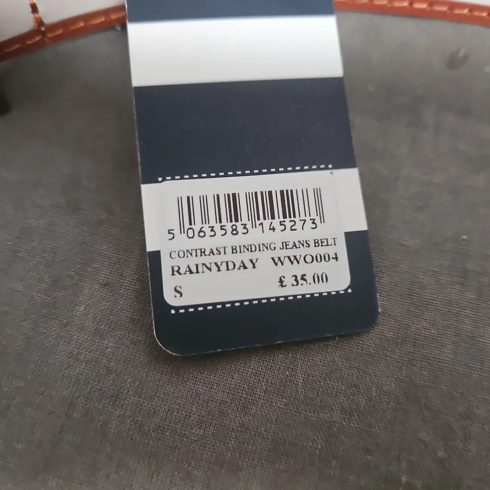 CREW CLOTHING COMPANY RAINY DAY JEANS BELT – CONTRAST BINDING, ORANGE WITH WHITE STRIPE, SIZE S