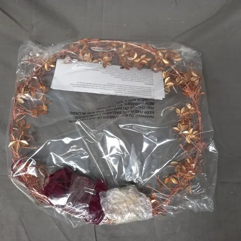 BOXED ALISON CORK PRE LIT JEWELLED WREATH