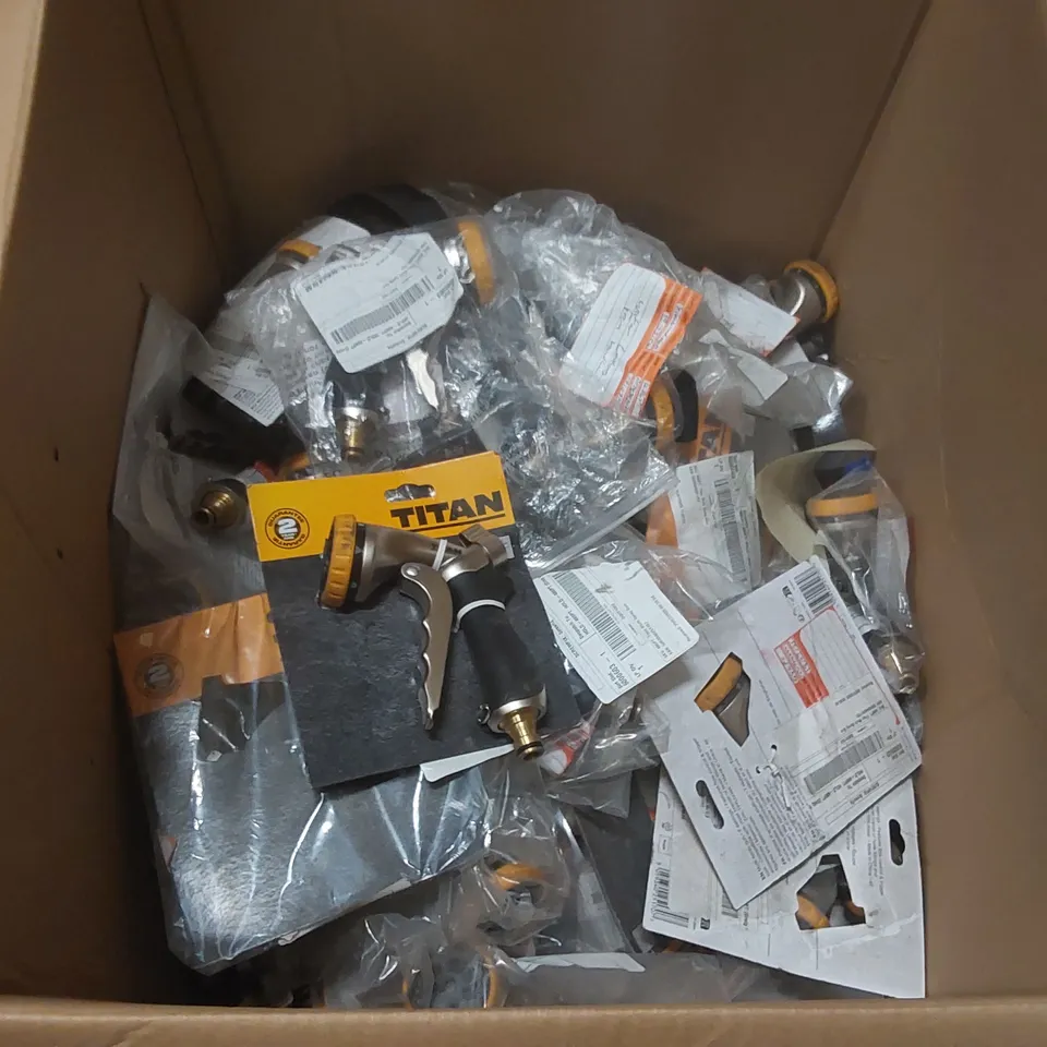 BOX CONTAINING A VERY LARGE QUANTITY OF TITAN MULTI-SPRAY GUNS