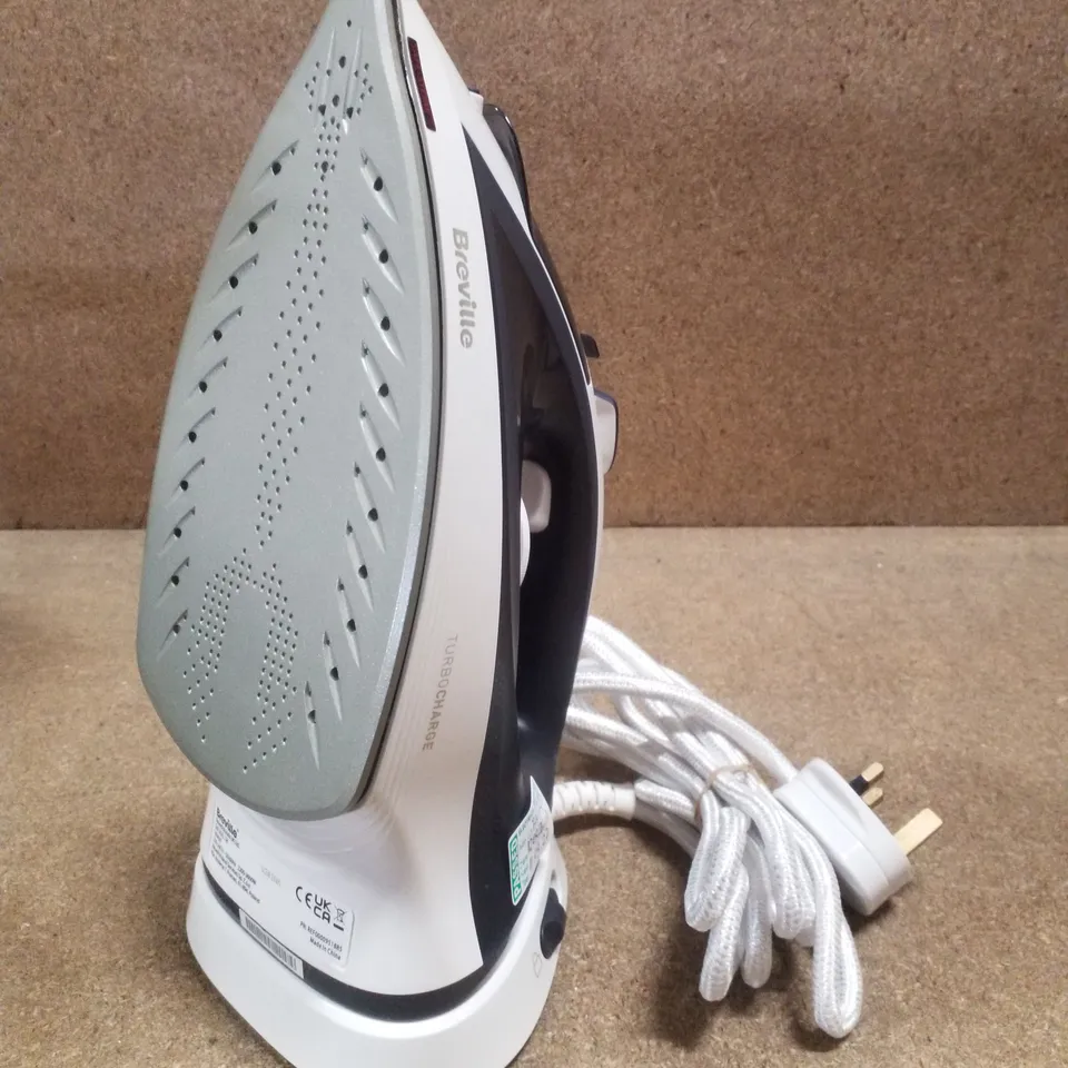 BOXED BREVILLE TURBO CHARGE 2600W CORDLESS IRON