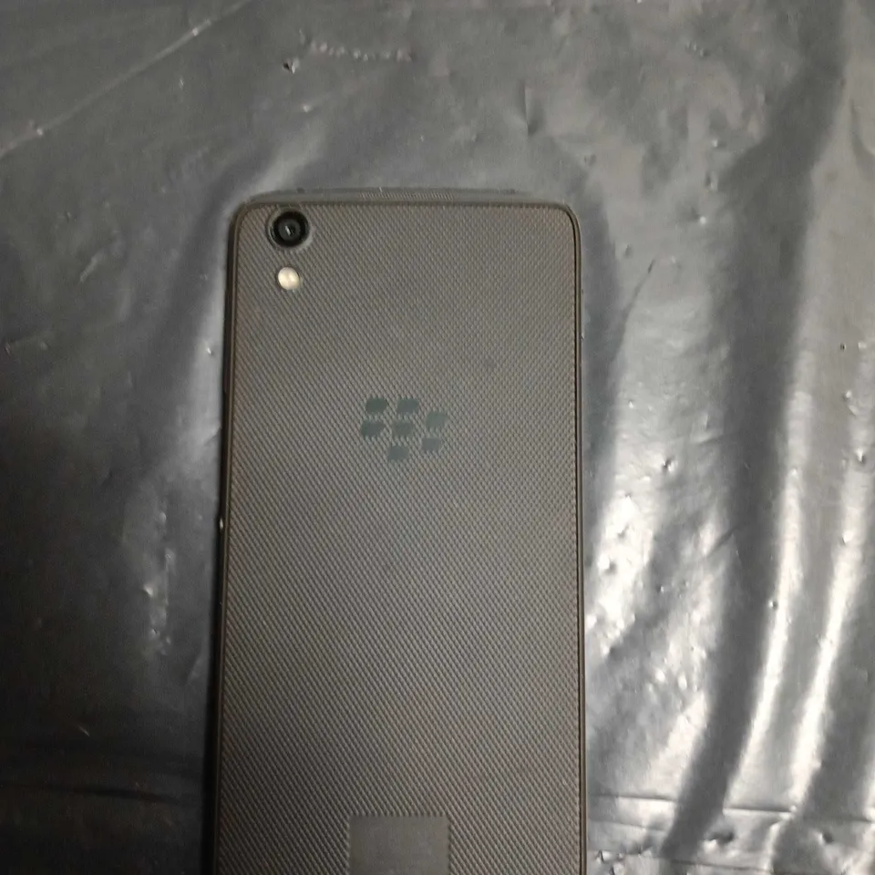 BLACKBERRY SMARTPHONE