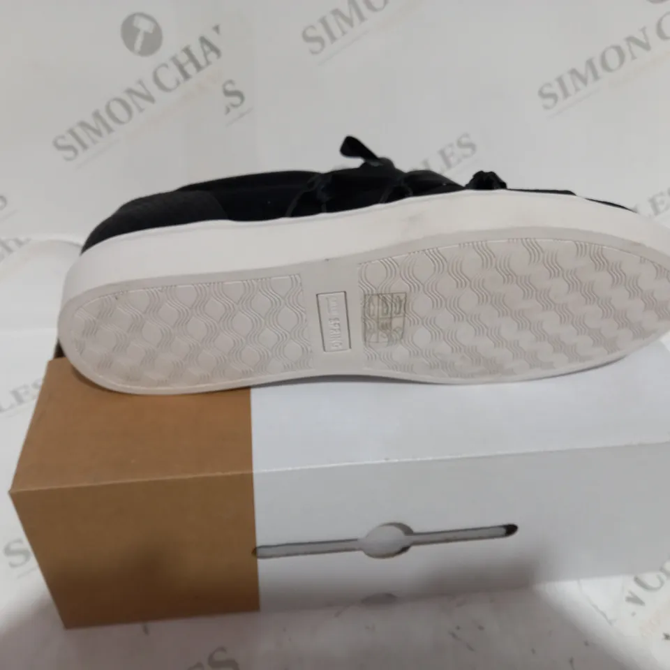 BOXED CALL IT SPRING ACAEMA BLACK SUEDE LACE OVER SHOES - SIZE 8