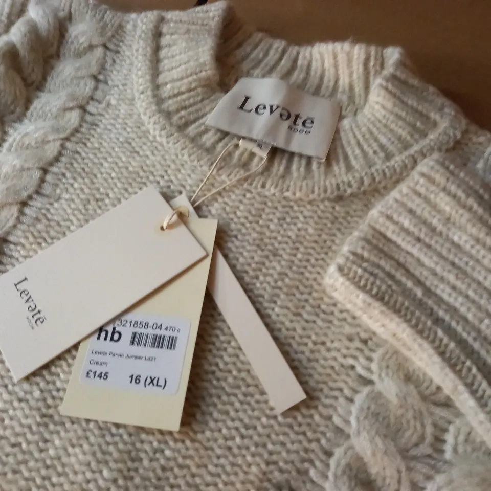 LEVATE PARVIN JUMPER IN CREAM - 16(XL)
