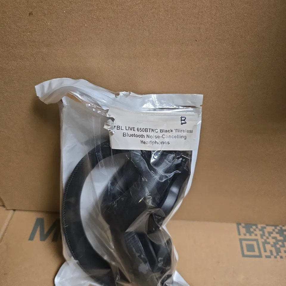 JBL LIVE 650BTNC BLACK WIRELESS BLUETOOTH NOISE-CANCELLING HEADPHONES