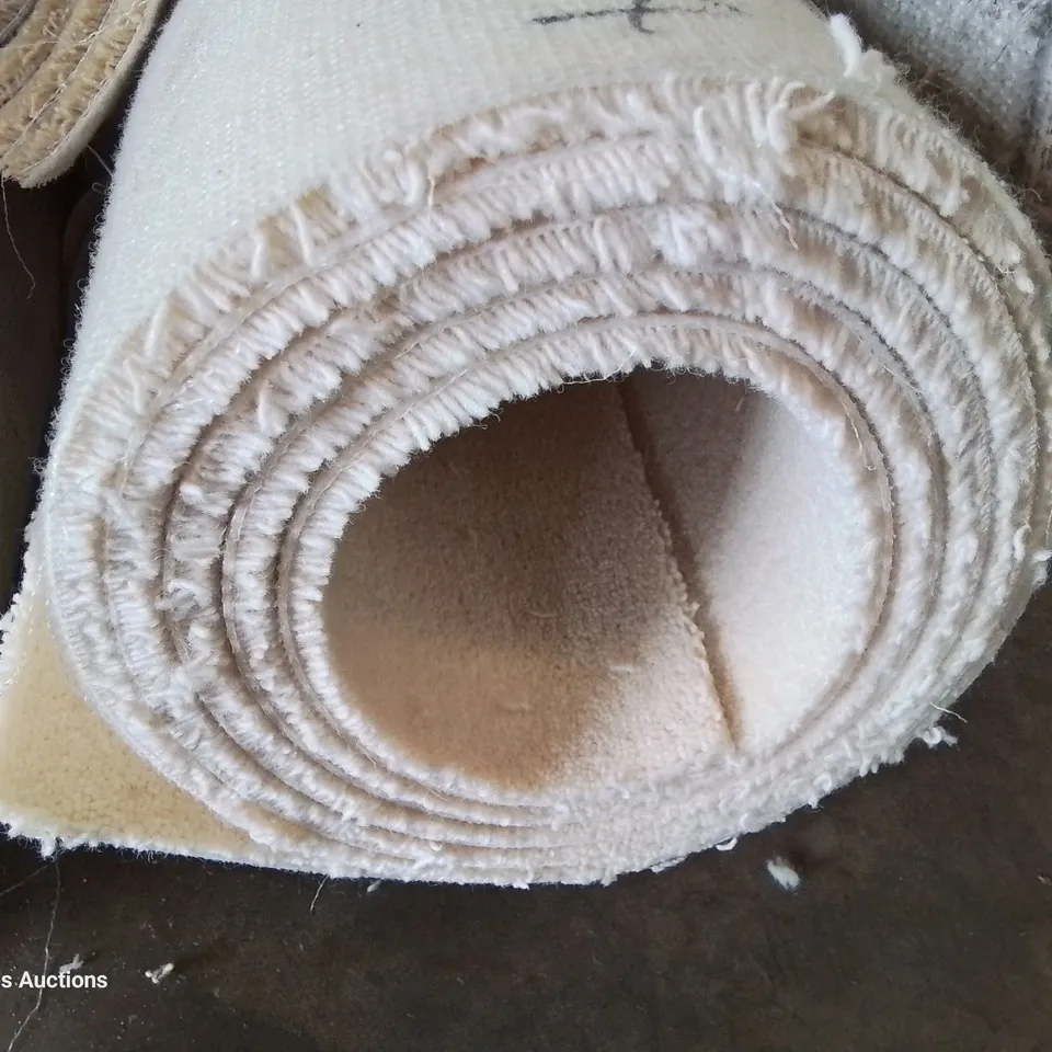 ROLL OF QUALITY DIMENSIONS PLAINS CREAM CARPET APPROXIMATELY 5M × 3.02M