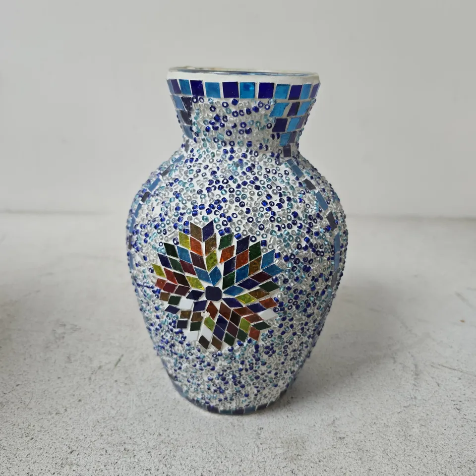 MOSAIC GLASS VASE – BLUE TESSELLATED PATTERN WITH MULTICOLOUR STAR MOTIF