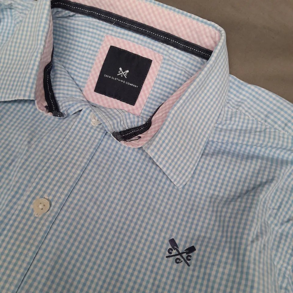 CREW CLOTHING CLASSIC FIT CHECKERED SHIRT IN BLUE/WHITE - LARGE