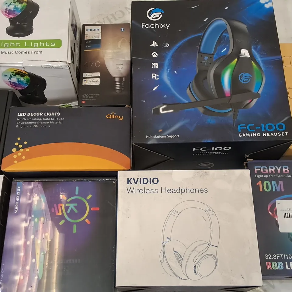 LOT OF 18 ASSORTED ITEMS TO INCLUDE LED DECOR LIGHTS, WIRELESS HEADPHONES AND GAMING HEADSET