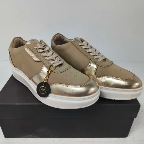 BOXED PAIR OF NOVA NV B2688 NUDE WOMEN'S TRAINERS – SIZE 7