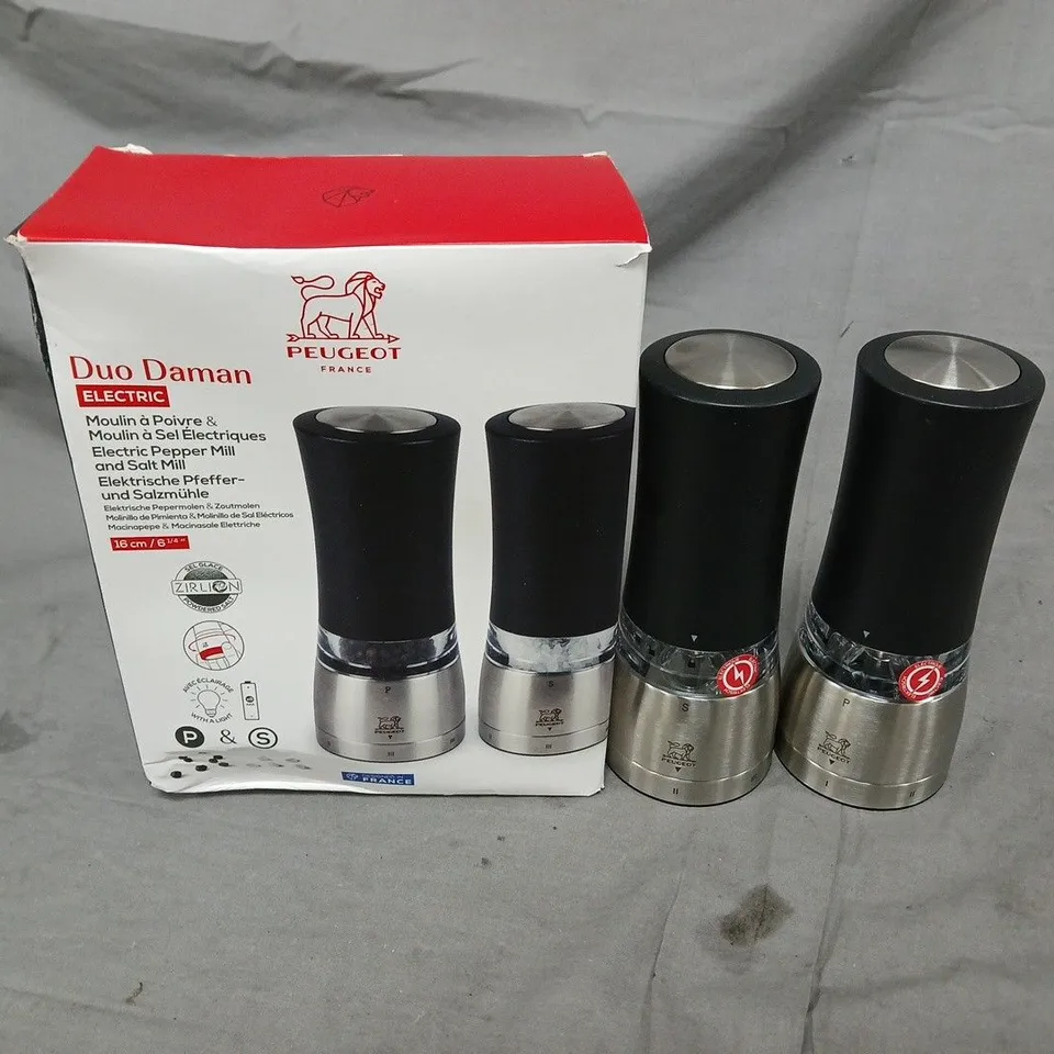 PEUGEOT DUO DAMAN ELECTRIC PEPPER & SALT MILLS
