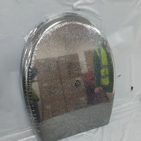 BOXED HOME BLACK GLITTER TOILET SEAT