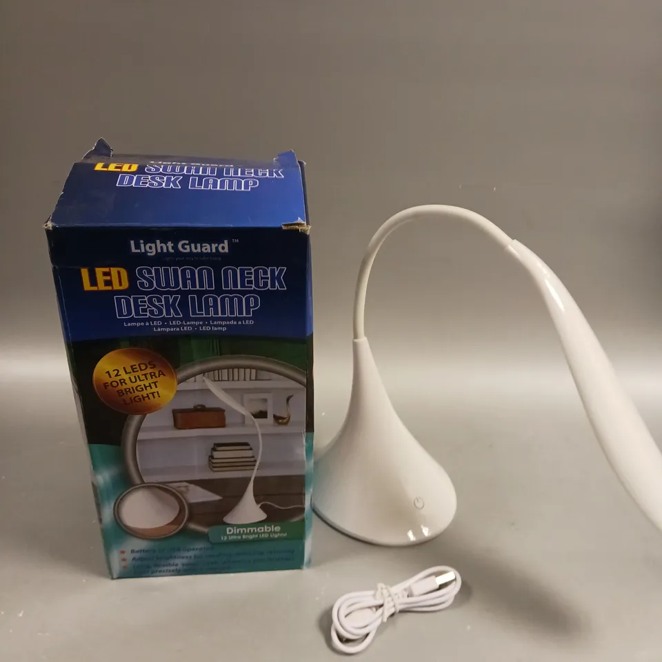 BOXED LIGHT GUARD LED SWAN NECK DESK LAMP 