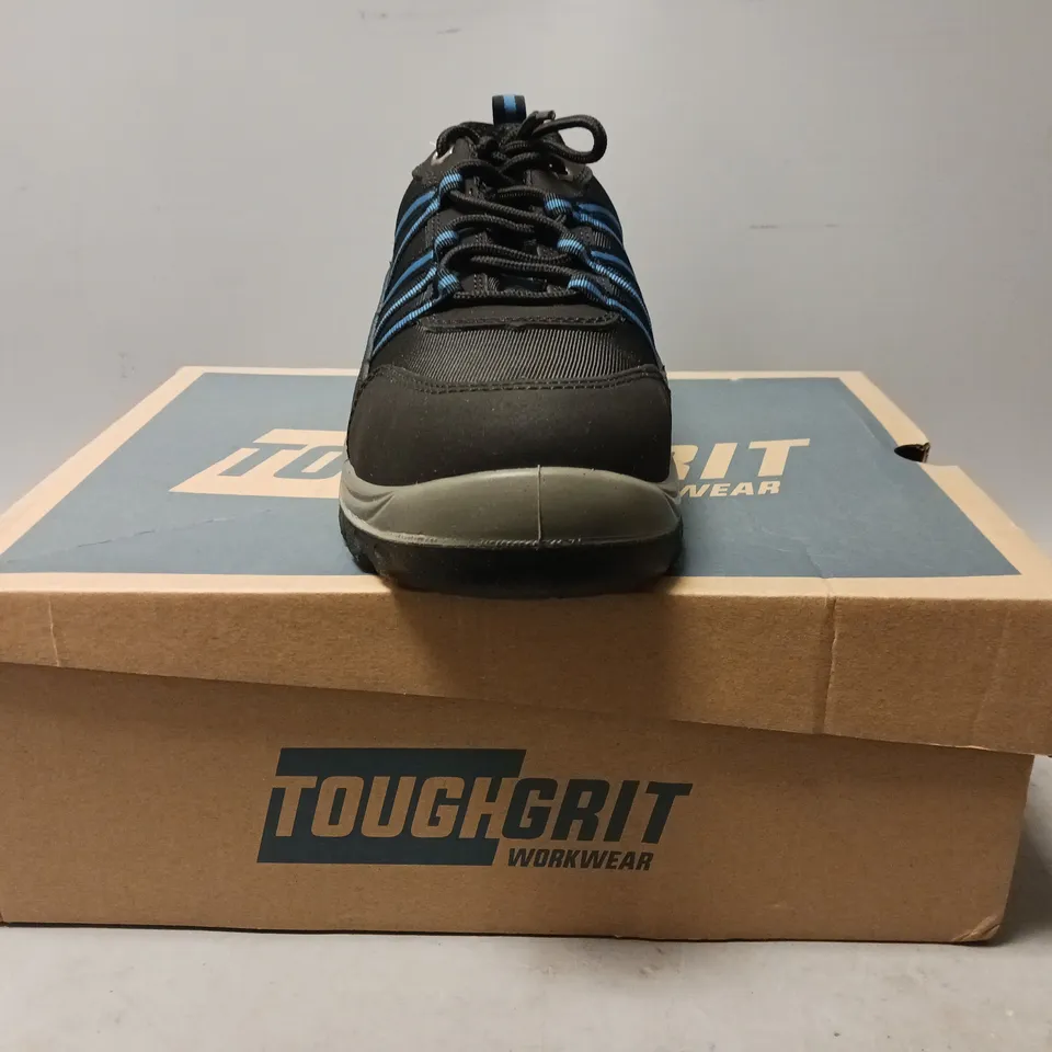 BOXED PAIR OF TOUGH GRIT ALDER 2 STEEL TOE SAFETY SHOES IN BLACK/BLUE UK SIZE 10